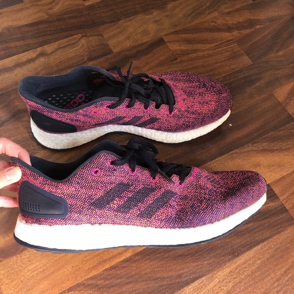 *Accepting Offers!* Men’s ADIDAS SIZE 10 Shoes - Picture 6 of 9